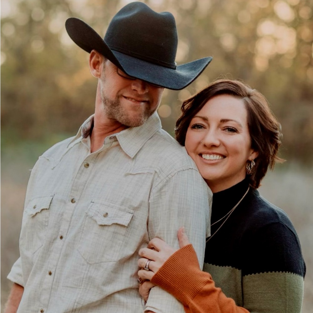 Meet your Posher, Casey